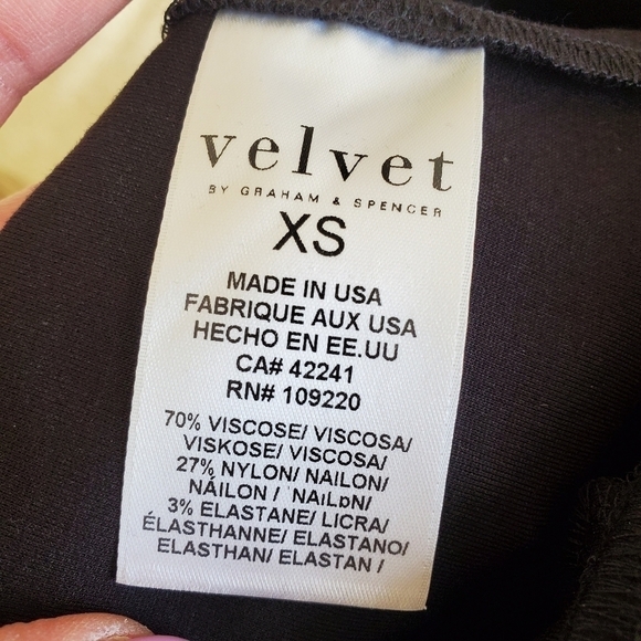 Velvet by Graham & Spencer Maeve Split Hem Pant NWT - Picture 10 of 11